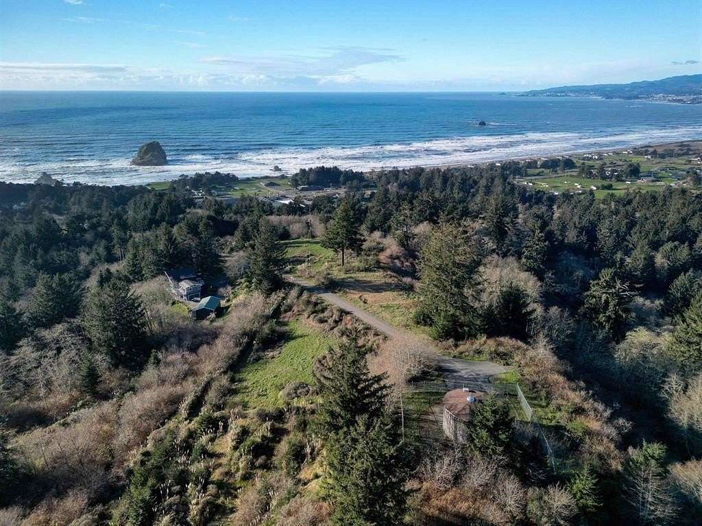2 Acres of Residential Land for Sale in Smith River, California