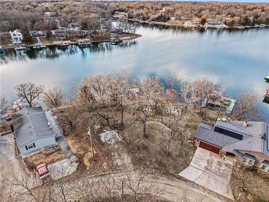 1.29 Acres of Residential Land for Sale in Mound City, Kansas