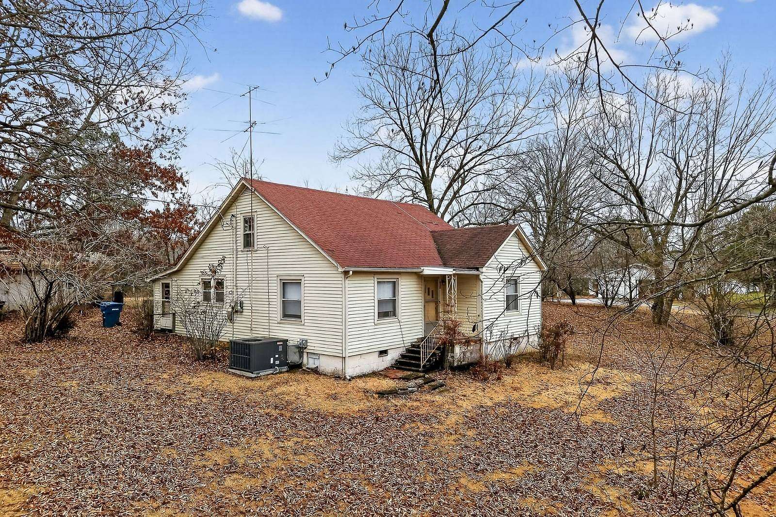 1 Acre of Residential Land for Sale in Baxter, Tennessee