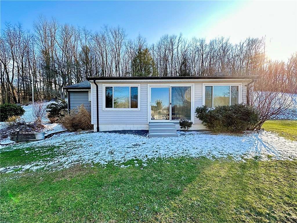 3.6 Acres of Land with Home for Sale in Beaver Falls, Pennsylvania