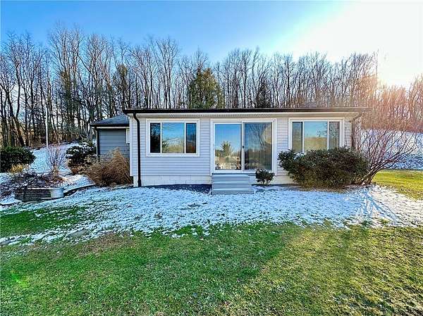 3.6 Acres of Land with Home for Sale in Beaver Falls, Pennsylvania