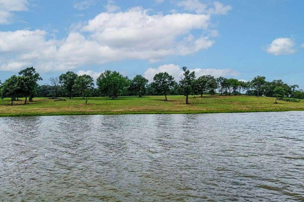 1.32 Acres of Residential Land for Sale in Emory, Texas