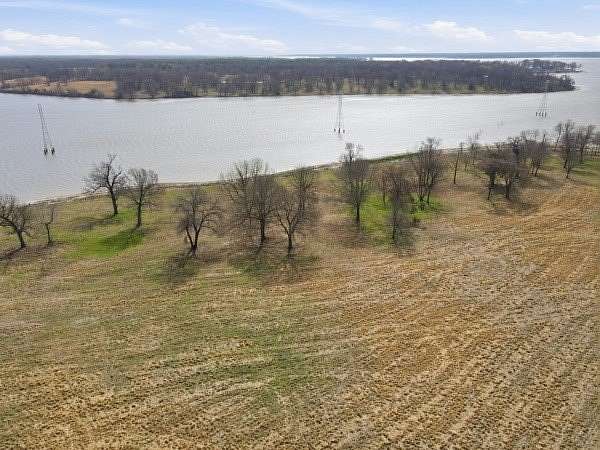 1.32 Acres of Residential Land for Sale in Emory, Texas