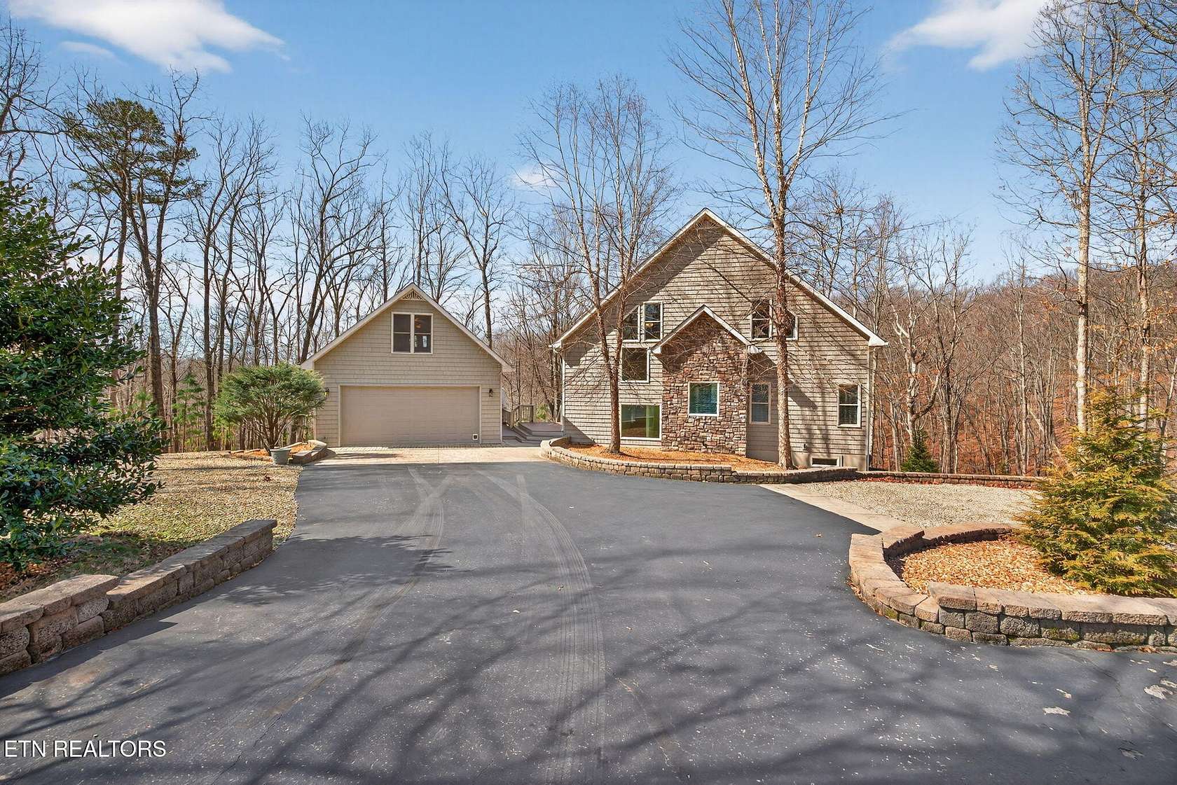 2.1 Acres of Land with Home for Sale in Monterey, Tennessee