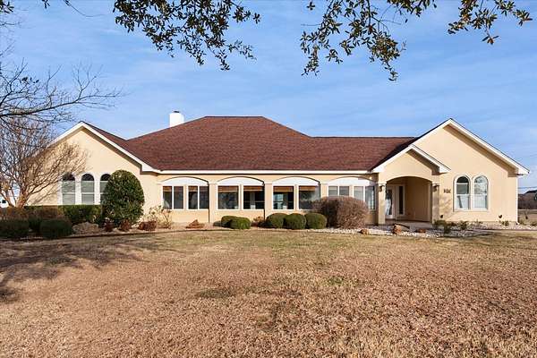 2.9 Acres of Land with Home for Sale in Waxahachie, Texas