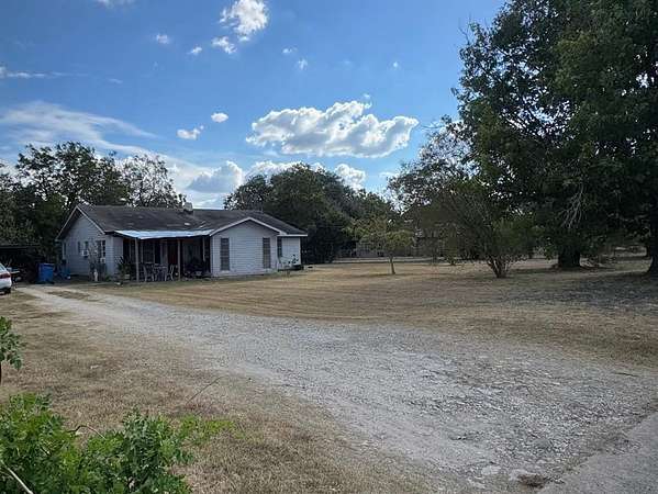 2 Acres of Land with Home for Sale in Hewitt, Texas