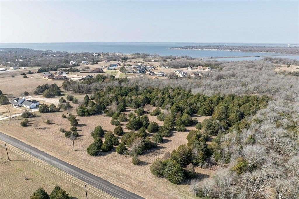 5 Acres of Residential Land for Sale in East Tawakoni, Texas