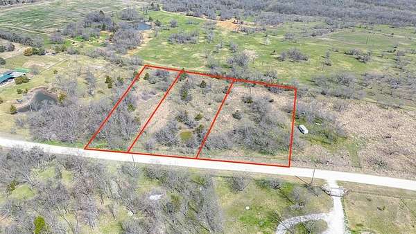 3.74 Acres of Residential Land for Sale in Corsicana, Texas