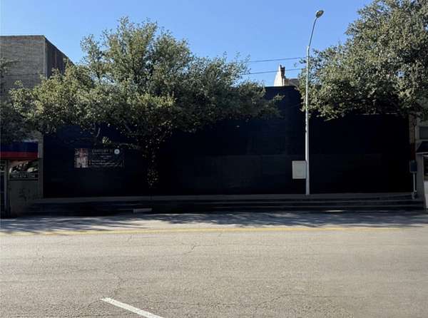 0.24 Acres of Mixed-Use Land for Sale in Corsicana, Texas