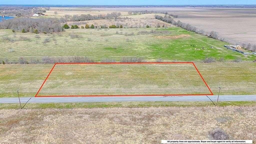 1.1 Acres of Residential Land for Sale in Kerens, Texas