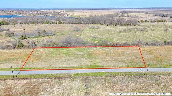 1 Acre of Residential Land for Sale in Kerens, Texas