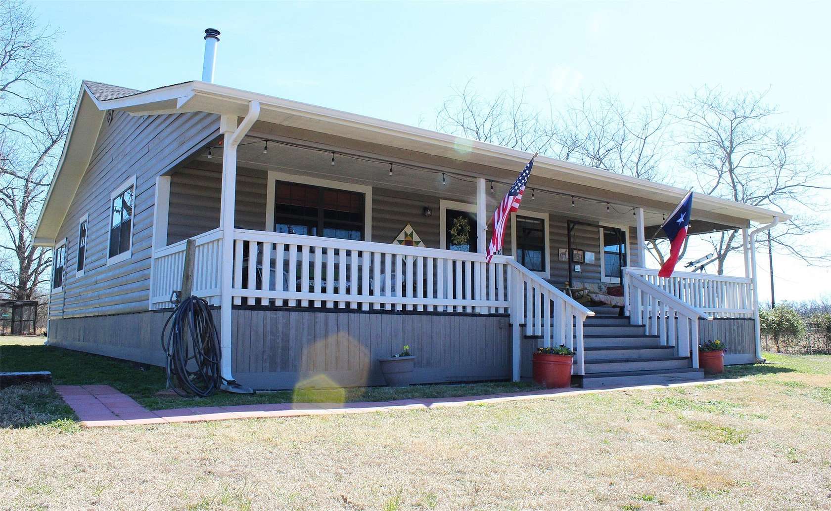 15 Acres of Land with Home for Sale in Talco, Texas