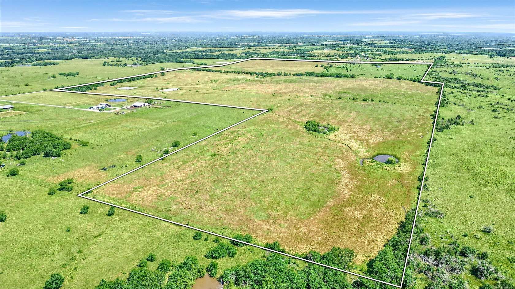 105 Acres of Agricultural Land for Sale in Whitesboro, Texas