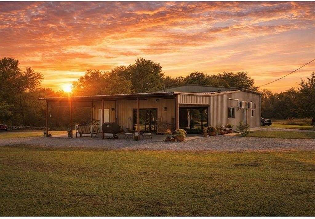 5 Acres of Land with Home for Sale in Ladonia, Texas