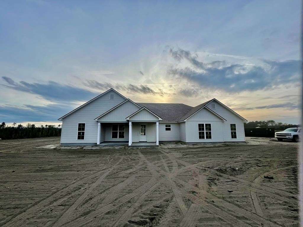 3 Acres of Land with Home for Sale in Nashville, Georgia