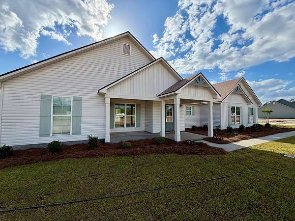 3 Acres of Land with Home for Sale in Nashville, Georgia