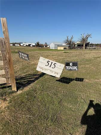 3.45 Acres of Mixed-Use Land for Sale in Whitesboro, Texas