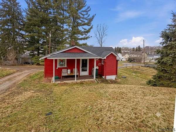 1.1 Acres of Land with Home for Sale in Mount Pleasant, Pennsylvania