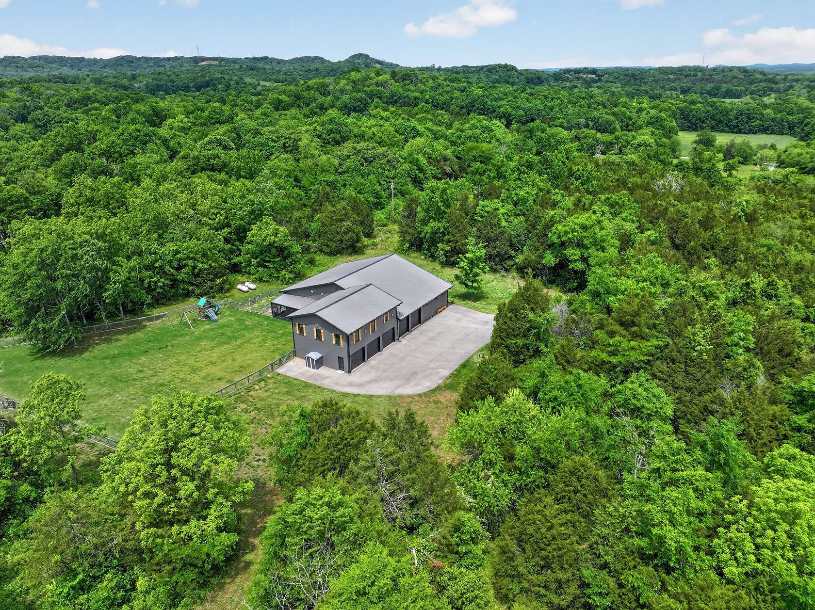 29 Acres of Recreational Land with Home for Sale in Eagleville, Tennessee