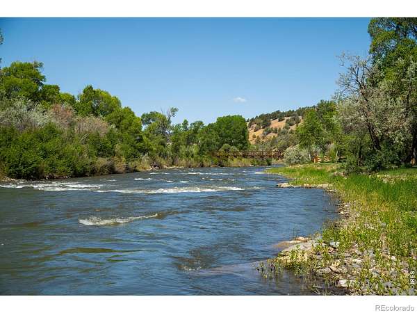 410 Acres of Land with Home for Sale in Pagosa Springs, Colorado