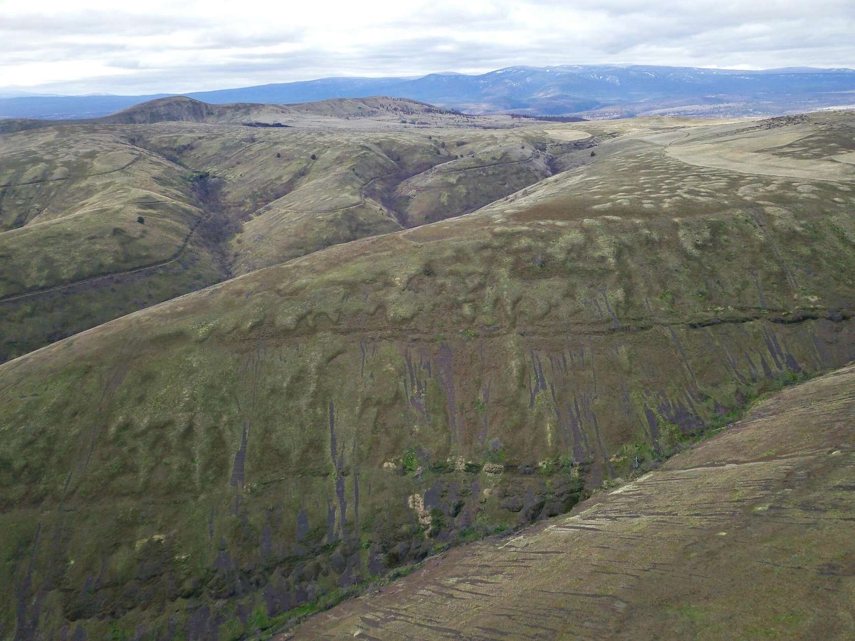 720 Acres of Land for Sale in Dufur, Oregon