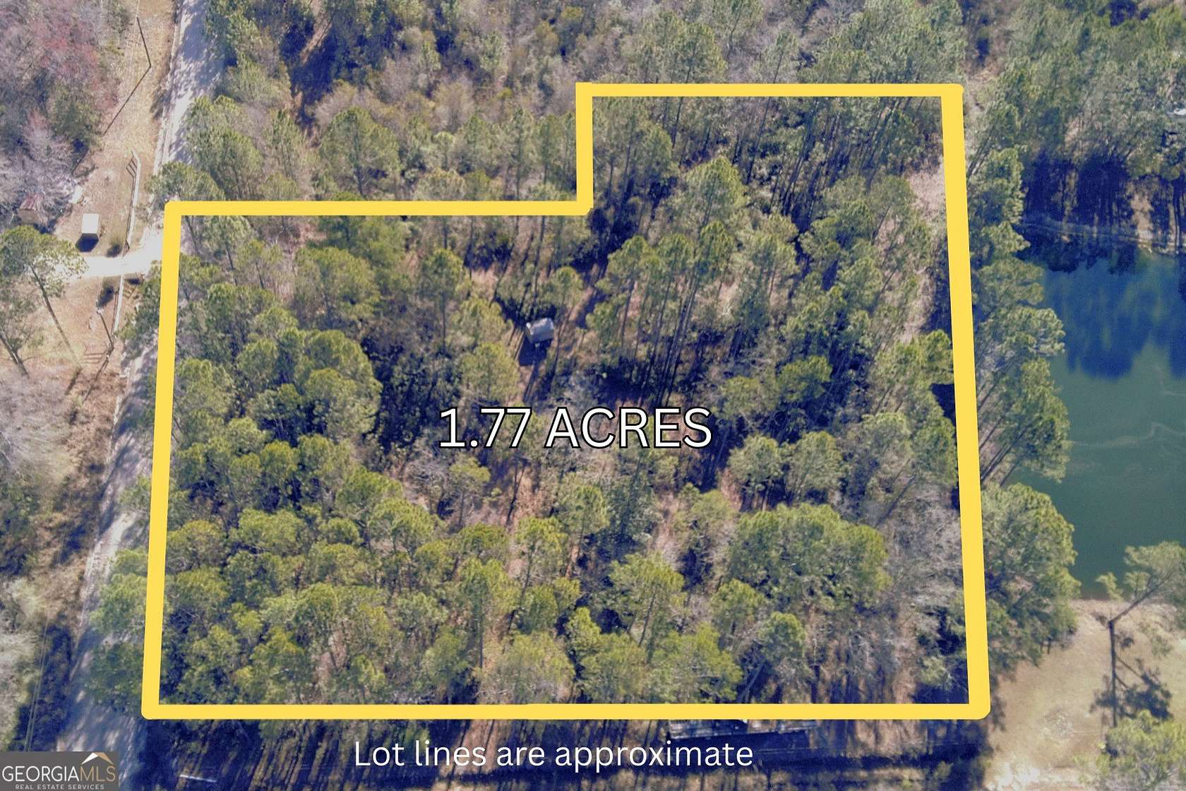 1.77 Acres of Residential Land for Sale in Nahunta, Georgia