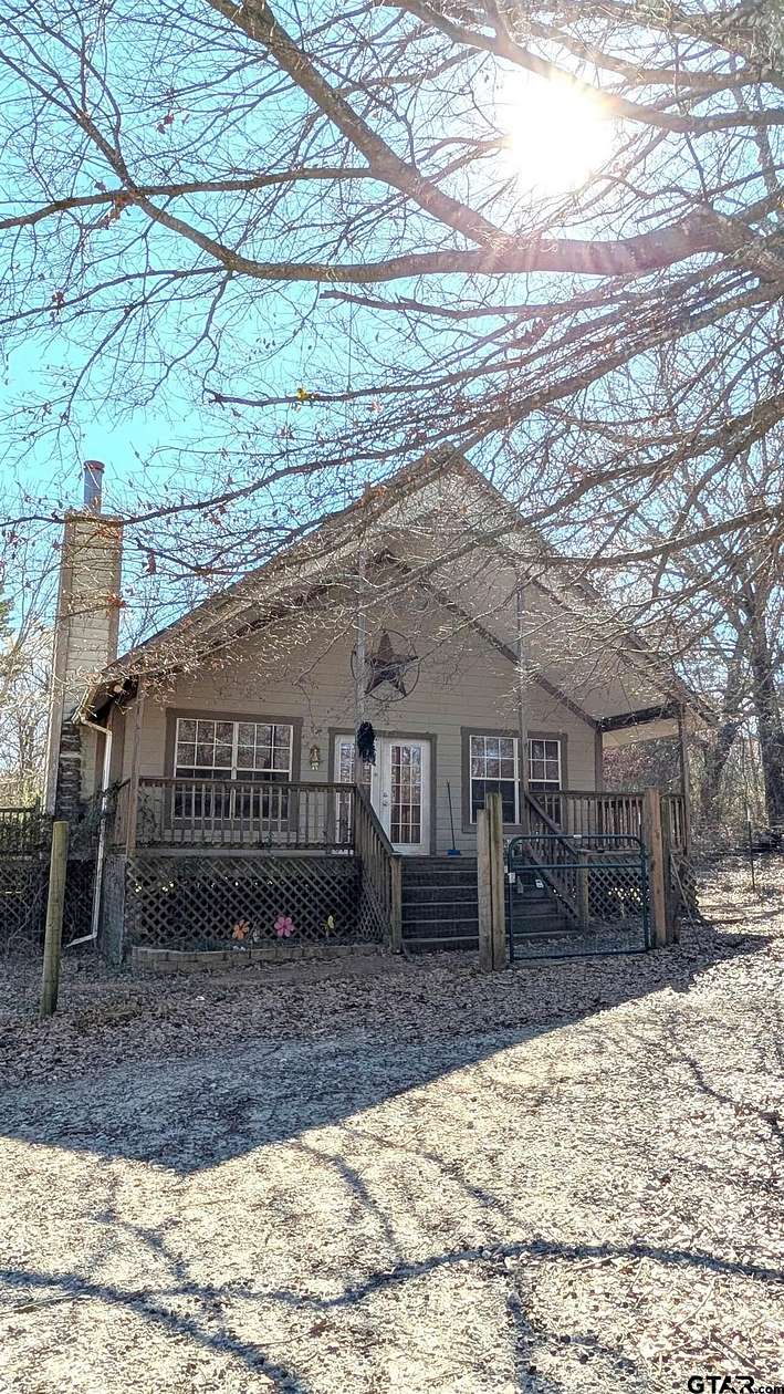 3.52 Acres of Land with Home for Sale in Lindale, Texas