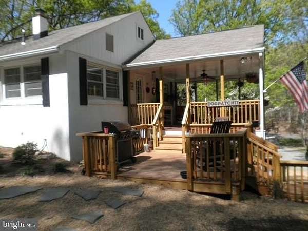 2.45 Acres of Land with Home for Lease in Bluemont, Virginia