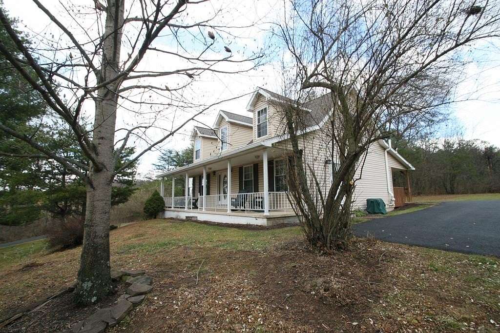 2.5 Acres of Land with Home for Sale in Three Springs, Pennsylvania