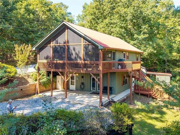 2.9 Acres of Land with Home for Sale in Mineral Bluff, Georgia