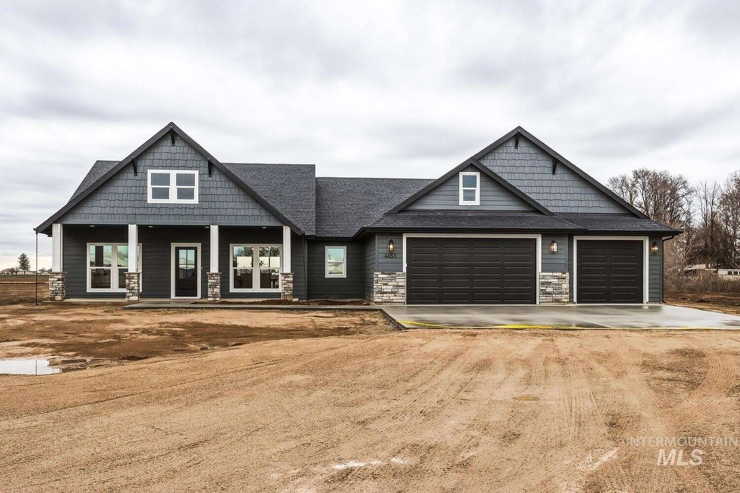 7.67 Acres of Land with Home for Sale in New Plymouth, Idaho