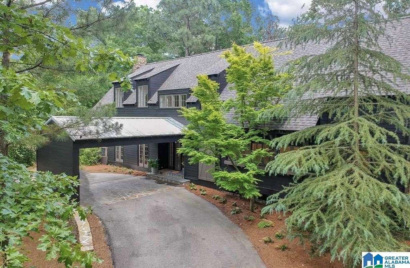 3 Acres of Land with Home for Sale in Birmingham, Alabama