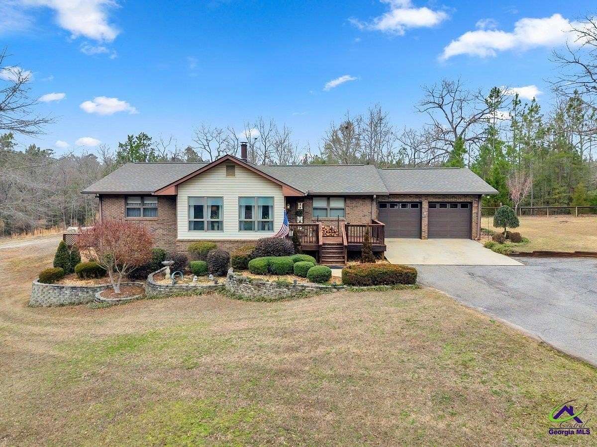 2 Acres of Land with Home for Sale in Byron, Georgia