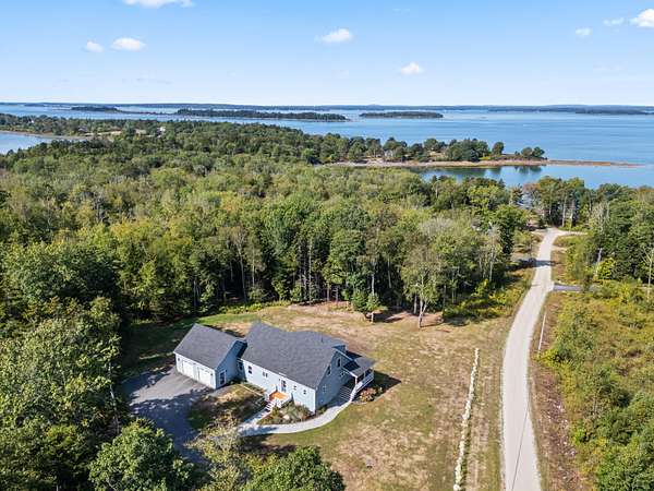 3 Acres of Land with Home for Sale in Harpswell Town, Maine