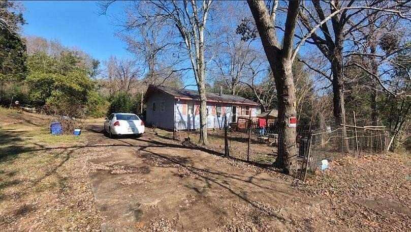 2 Acres of Land with Home for Sale in Silver Creek, Georgia
