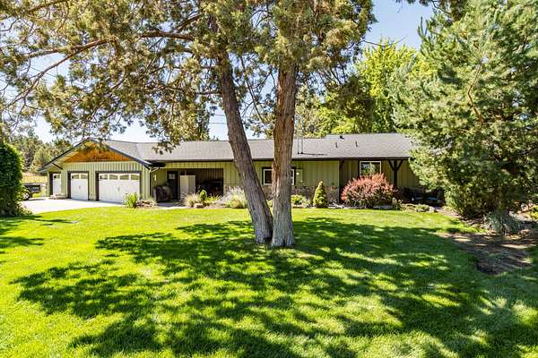 5 Acres of Land with Home for Sale in Bend, Oregon