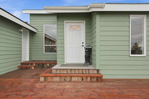 1.8 Acres of Land with Home for Sale in Prineville, Oregon