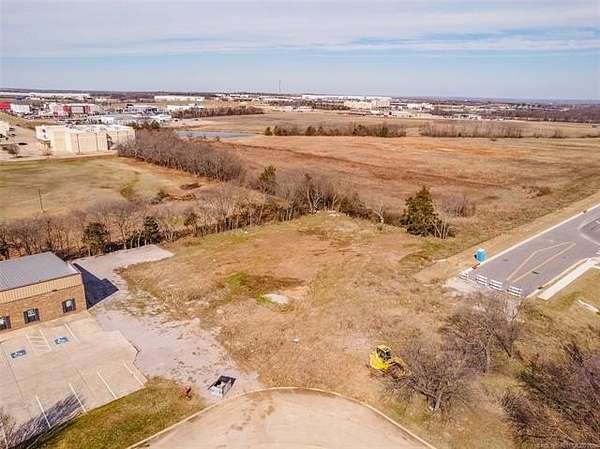 1 Acre of Commercial Land for Sale in Ardmore, Oklahoma
