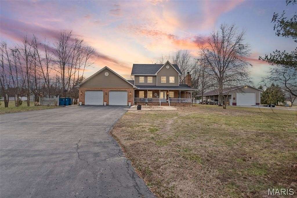 2.25 Acres of Land with Home for Sale in St. Jacob, Illinois