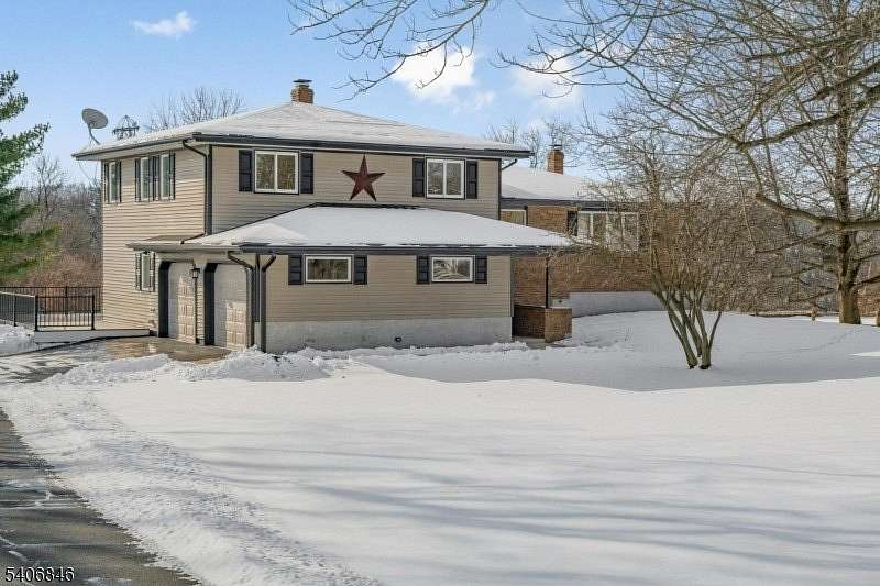 3.35 Acres of Land with Home for Sale in Alexandria Township, New Jersey