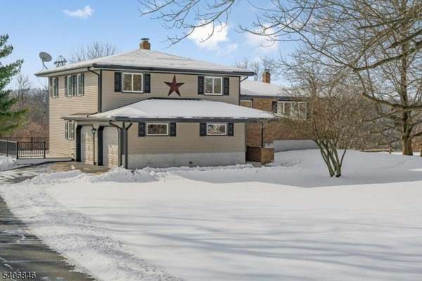 3.35 Acres of Land with Home for Sale in Alexandria Township, New Jersey