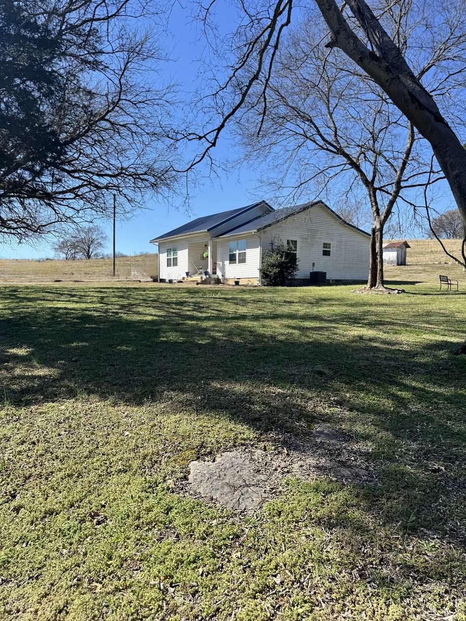 1.5 Acres of Land with Home for Sale in Riddleton, Tennessee