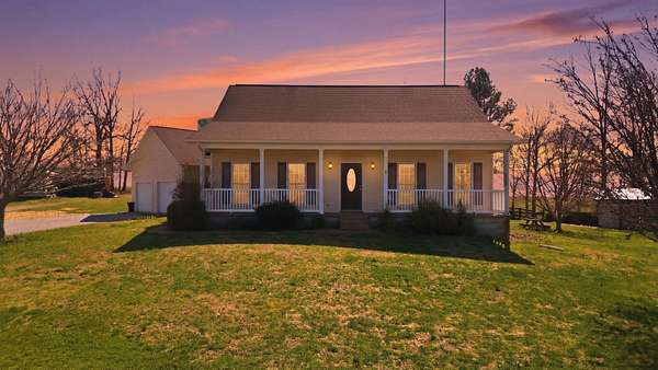 13 Acres of Land with Home for Sale in Crossville, Tennessee