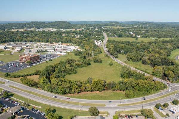 10.9 Acres of Land for Sale in Columbia, Tennessee