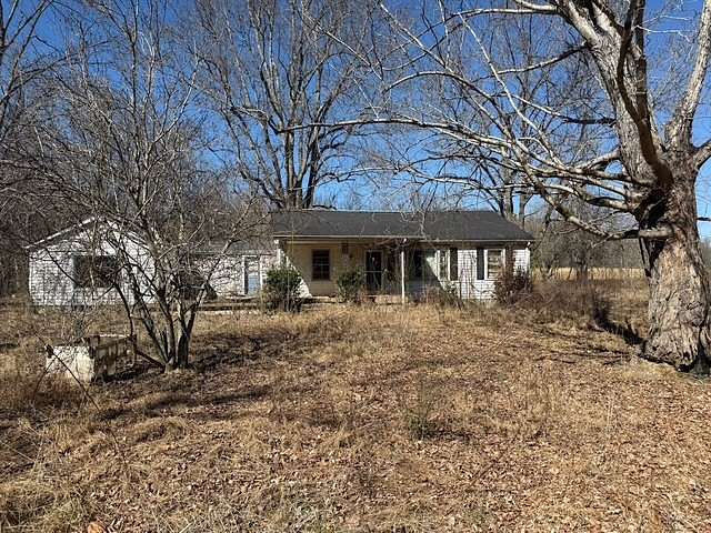 4.2 Acres of Residential Land for Sale in McEwen, Tennessee