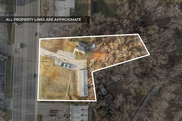 2 Acres of Improved Commercial Land for Sale in Clarksville, Tennessee