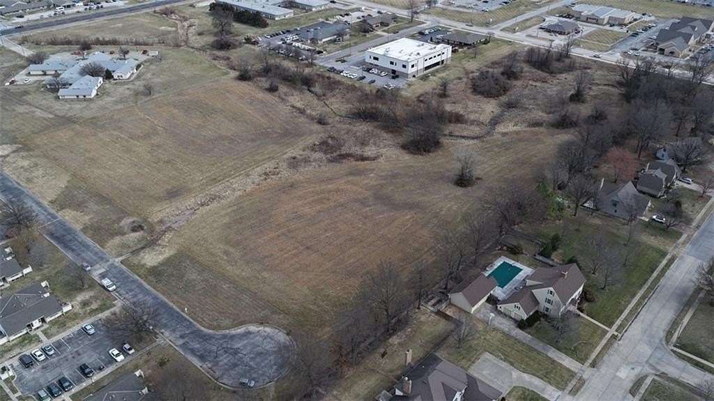 12.3 Acres of Land for Sale in Pittsburg, Kansas