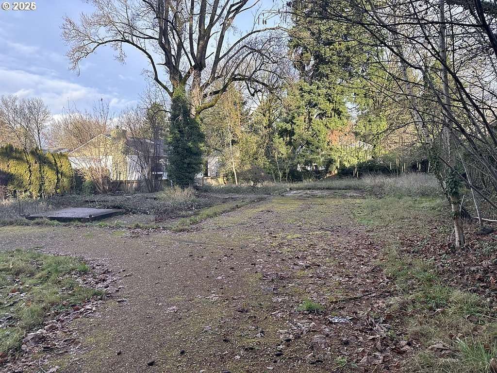 0.47 Acres of Residential Land for Sale in Beaverton, Oregon