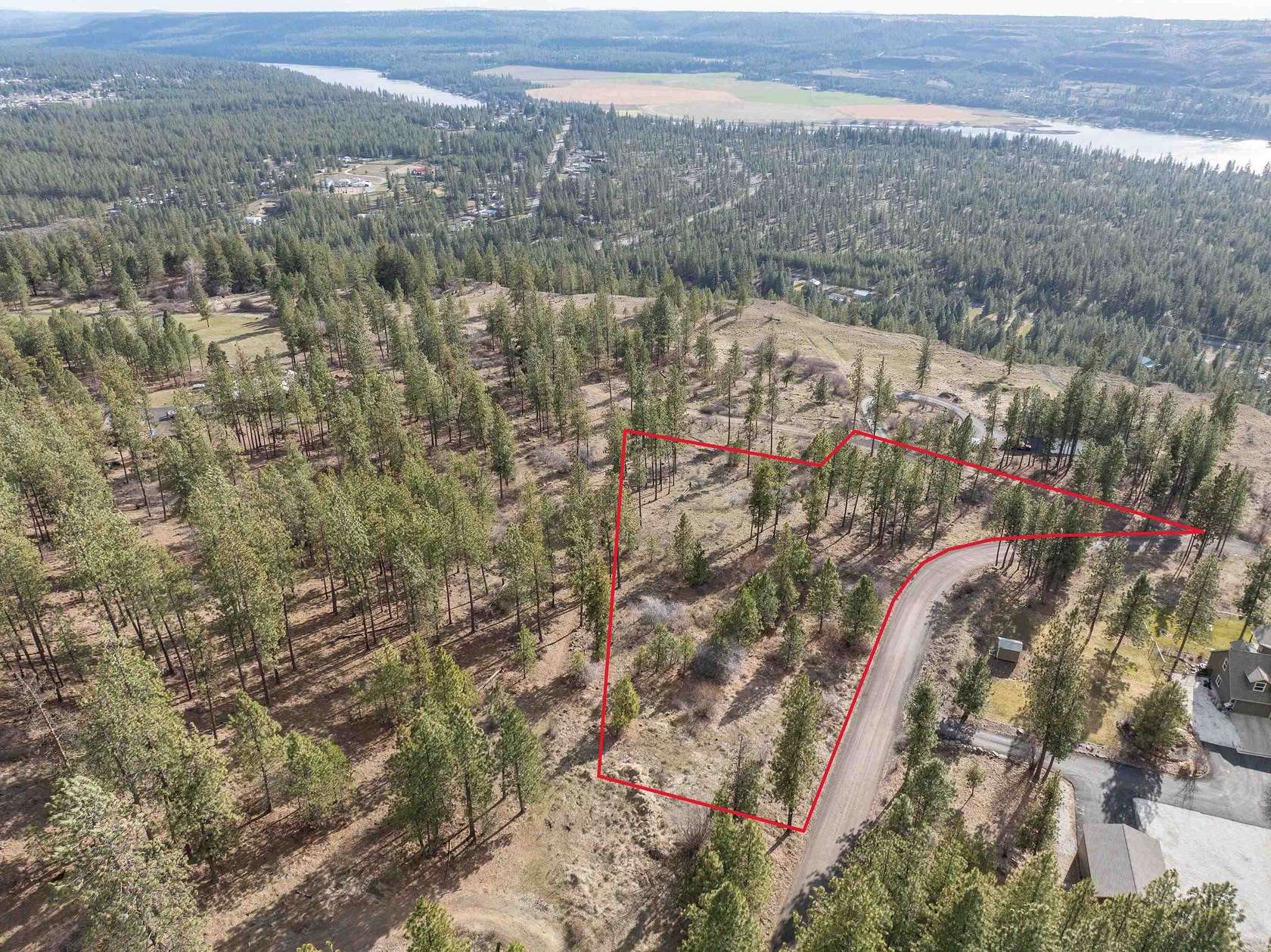 2.2 Acres of Residential Land for Sale in Nine Mile Falls, Washington