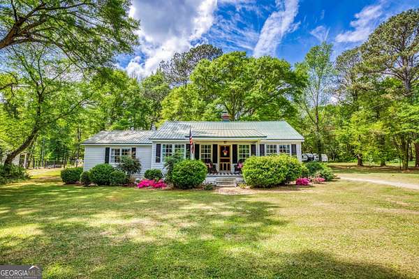 2 Acres of Land with Home for Sale in Madison, Georgia